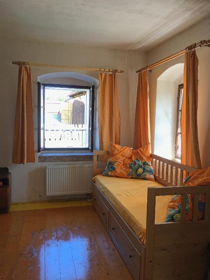 Apartmany V Broumovskem Statku Exteriör bild